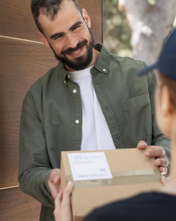 woman-delivering-package-man